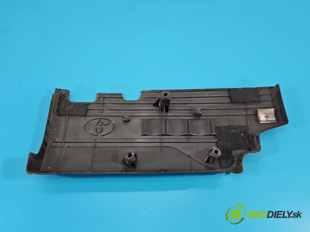 Toyota Yaris III 2011-2020 1.3 vvti 99 hp manual 73 kW 1329 cm3 5- kryt motoru horní 12611-0Y030