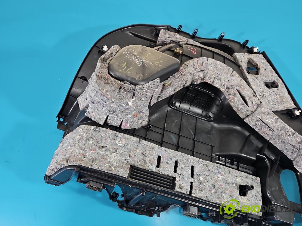 Toyota Yaris III 2011-2020 1.3 vvti 99 hp manual 73 kW 1329 cm3 5- Tapacír: kufra: pravé