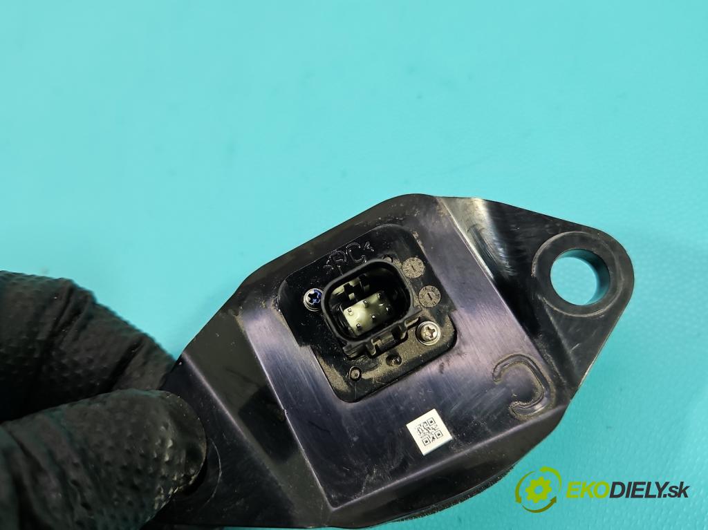 Toyota Yaris III 2011-2020 1.3 vvti 99 hp manual 73 kW 1329 cm3 5- Kamera cúvaní 86790-0D010