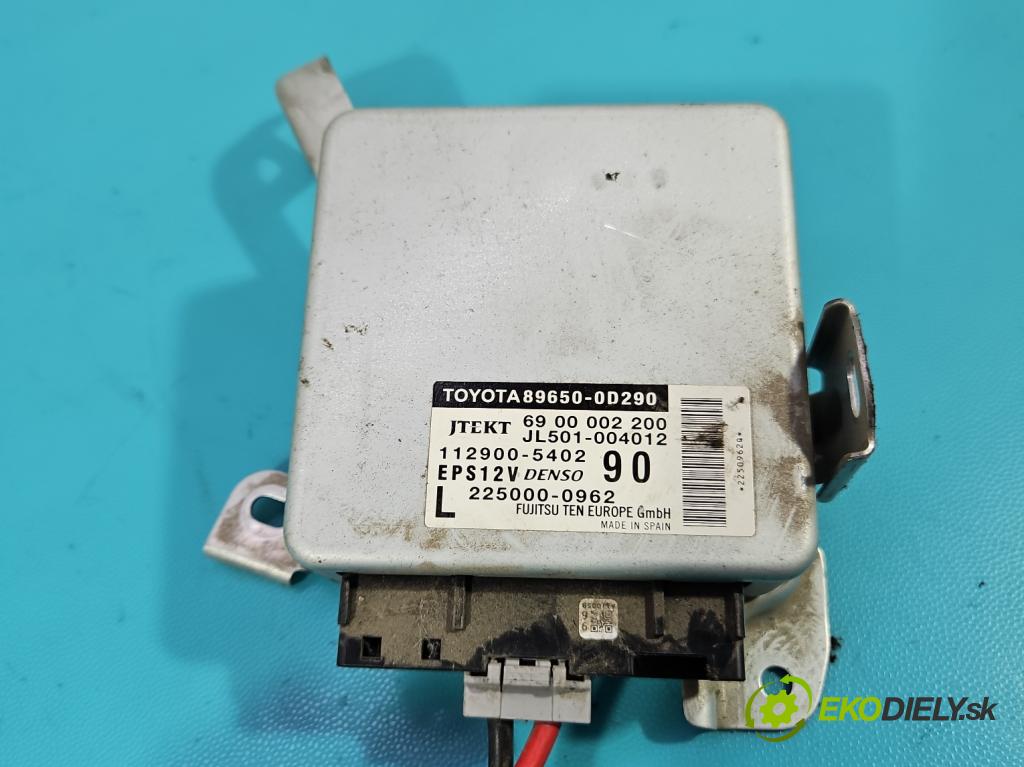 Toyota Yaris III 2011-2020 1.3 vvti 99 hp manual 73 kW 1329 cm3 5- čerpadlo posilovač 45250-0D182 (Servočerpadlo)