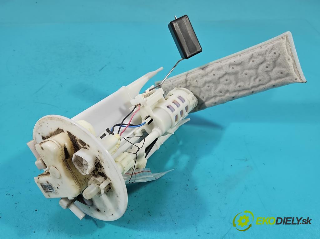 Toyota Yaris III 2011-2020 1.3 vvti 99 hp manual 73 kW 1329 cm3 5- čerpadlo paliva 77704-0D070