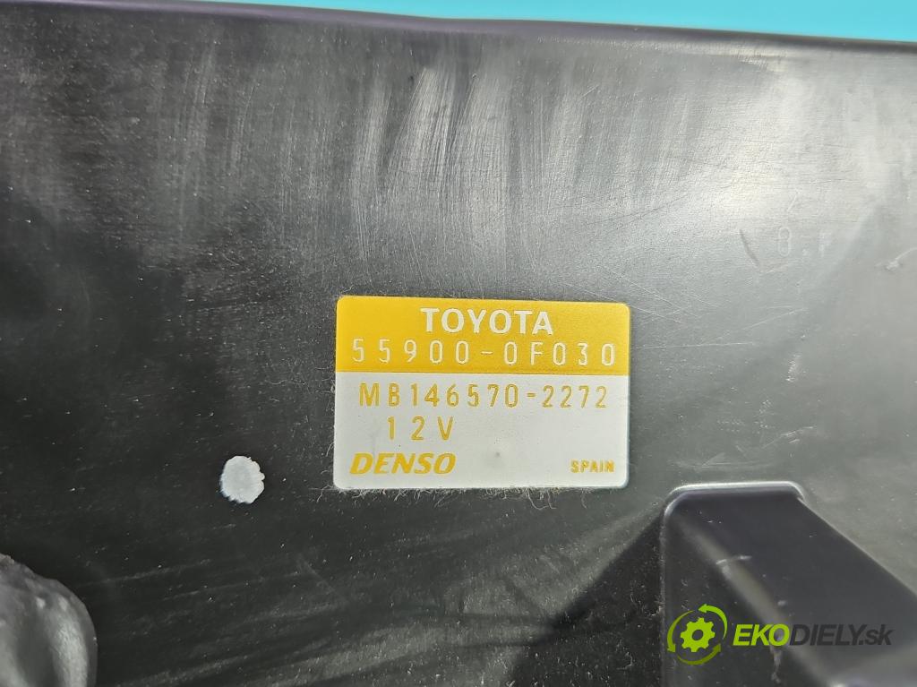 Toyota Corolla Verso II 2004-2009 2.0 D4D 116 HP manual 85 kW 1995 cm3 5- panel kúrenia 4G1100FE