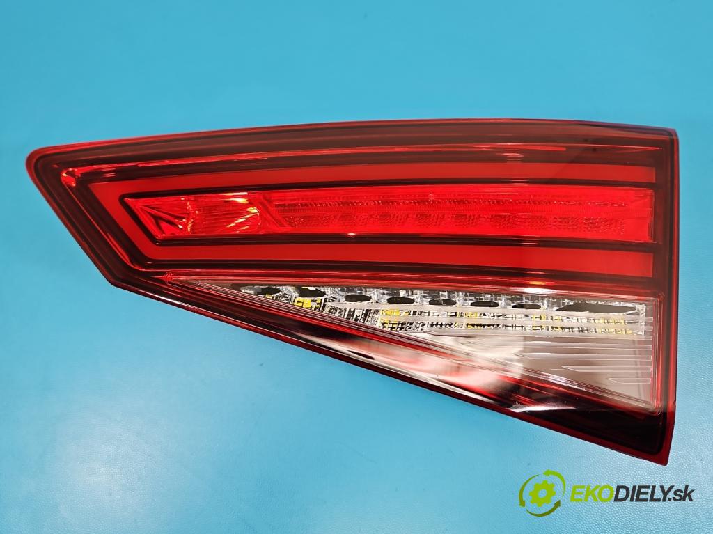Seat Ateca 2016- 1.5 TSI 150 HP automatic 110 kW 1498 cm3 5- svetlo / reflektor zadné pravé 575945308F (Kľučka dverí ostatné)