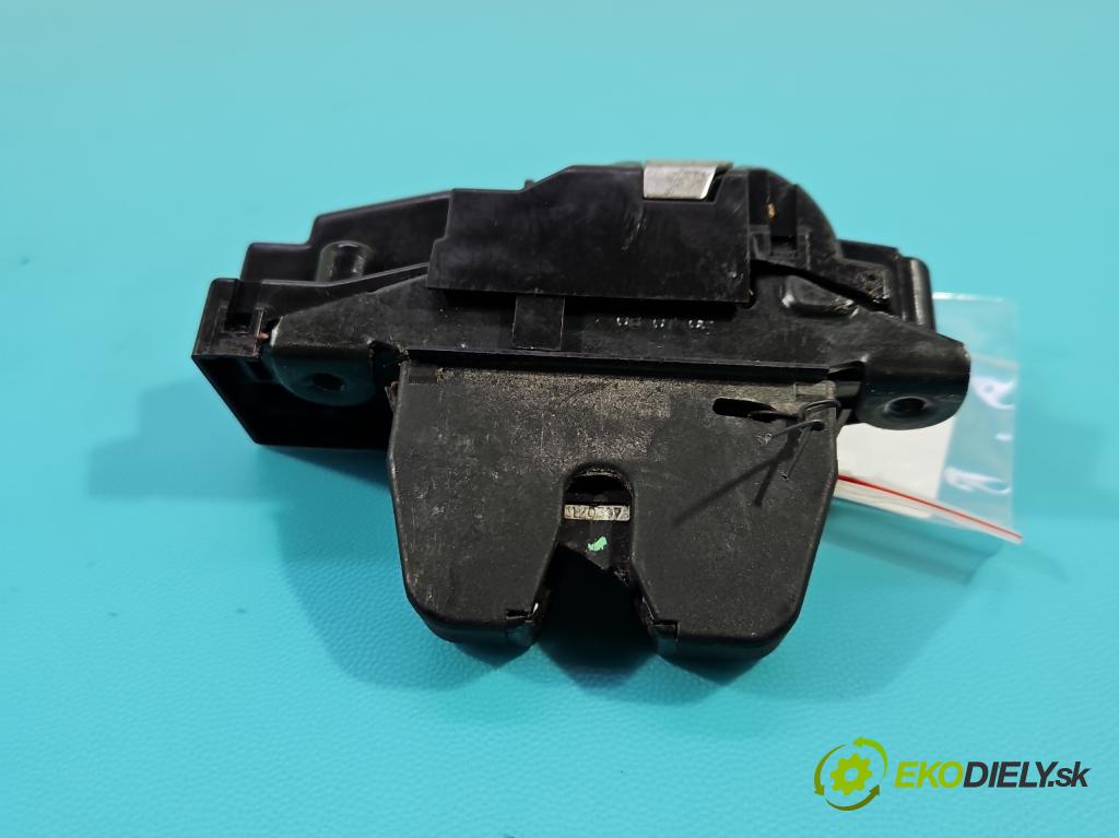 Citroen C4 Grand picasso I 2006-2013 2.0 16V 140 HP automatic 103 kW 1997 cm3 5- zámok kufrové dvere zadné 9660403980