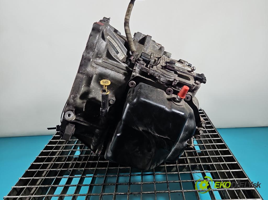 Volvo V50 2.4 20V B5244S: 140 HP automatic 103 kW 2435 cm3 5- prevodovka stupeň,rýchlosť automat 30713895