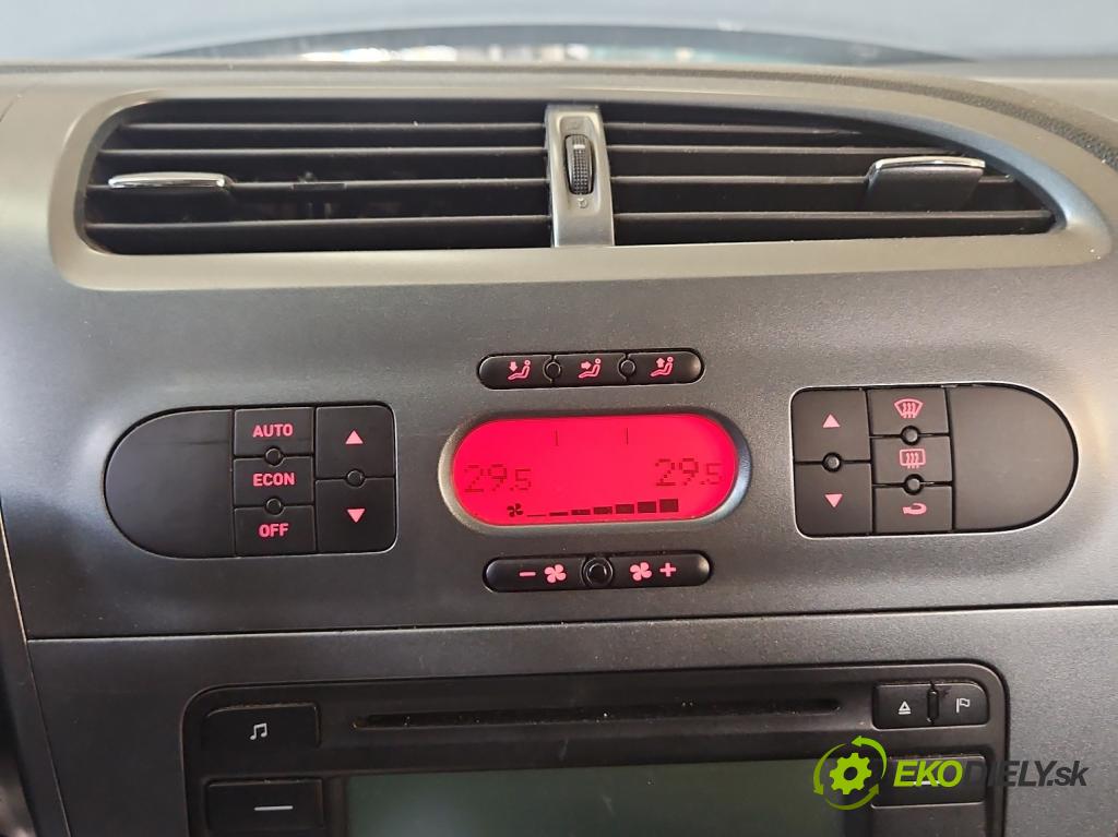 Seat Leon II 2005-2012 1.9 tdi 105 HP manual 77 kW 1896 cm3 5- panel kúrenia 