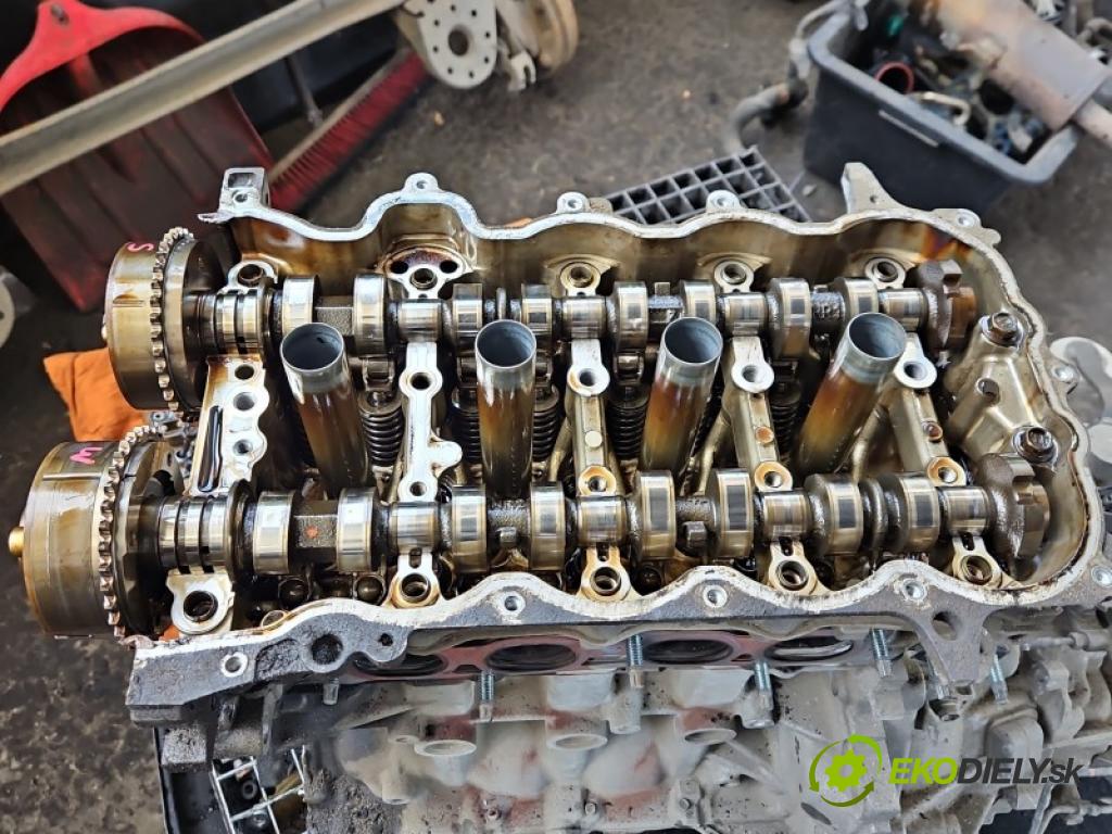 Toyota Yaris III 2011-2020 1.3 vvti 99 hp manual 73 kW 1329 cm3 5- hlava motoru 1NR