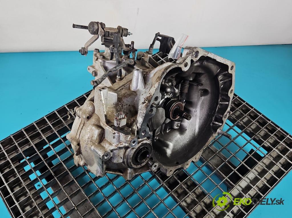 Suzuki Ignis 1.3 16V 83 hp manual 61 kW 1328 cm3 5- převodovka stupňová manual 
