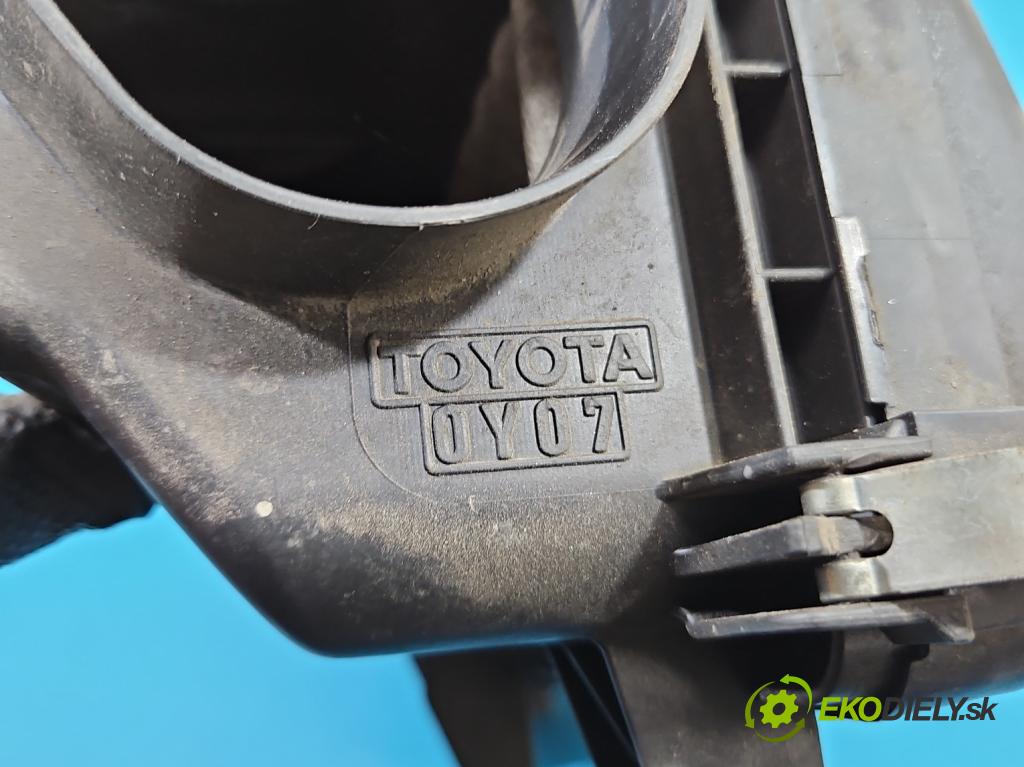Toyota Yaris III 2011-2020 1.3 vvti 99 hp manual 73 kW 1329 cm3 5- obal filtra vzduchu BS014140-318 (Kryt vzduchového filtru)