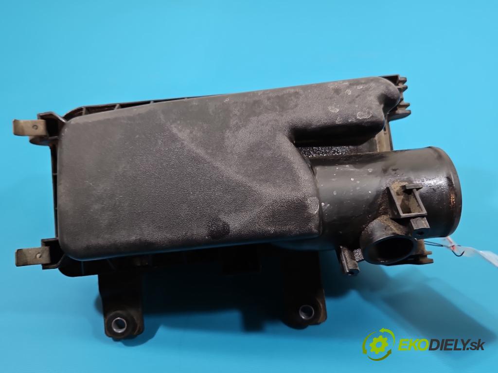 Toyota Yaris III 2011-2020 1.3 vvti 99 hp manual 73 kW 1329 cm3 5- obal filtra vzduchu BS014140-318 (Kryt vzduchového filtru)