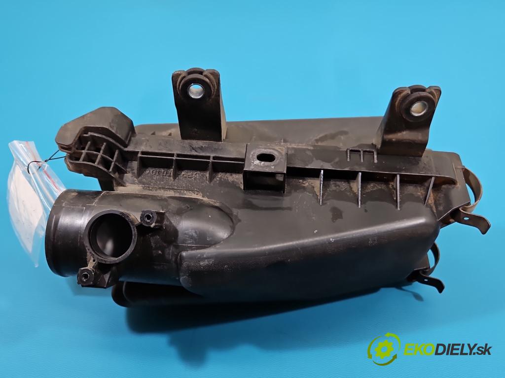 Toyota Yaris III 2011-2020 1.3 vvti 99 hp manual 73 kW 1329 cm3 5- obal filtra vzduchu BS014140-318 (Kryt vzduchového filtru)