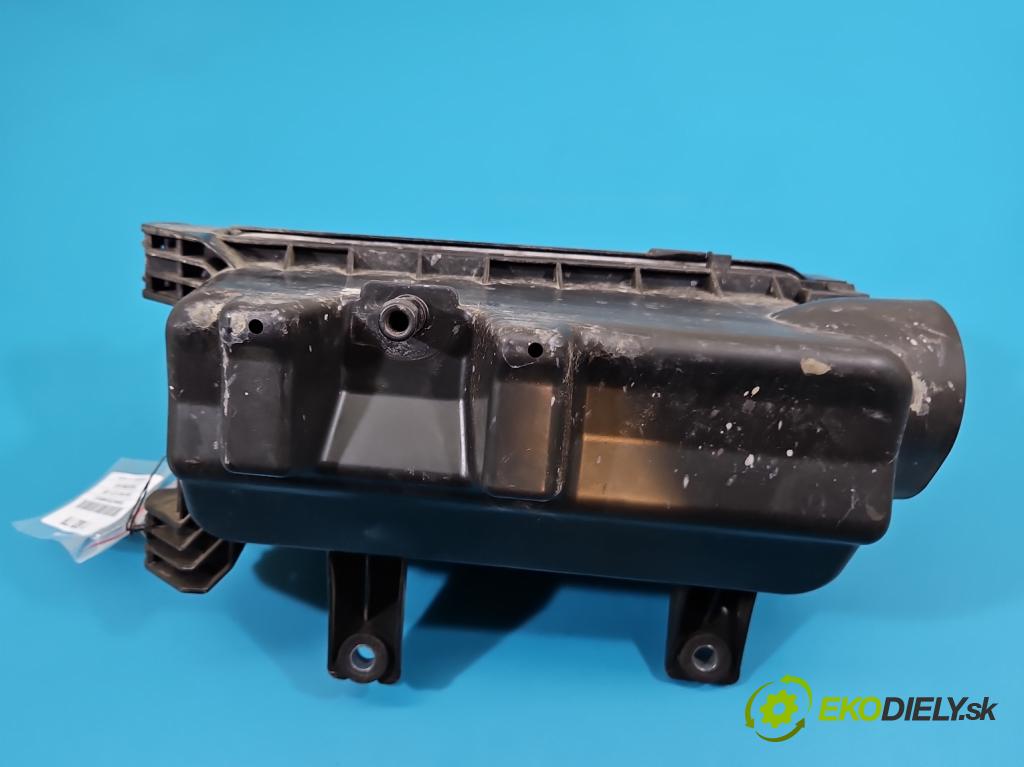 Toyota Yaris III 2011-2020 1.3 vvti 99 hp manual 73 kW 1329 cm3 5- obal filtra vzduchu BS014140-318 (Kryt vzduchového filtru)