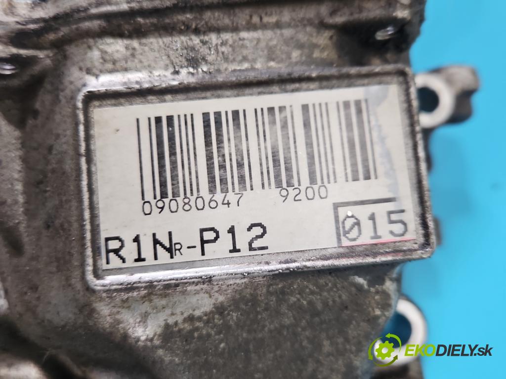 Toyota Yaris III 2011-2020 1.3 vvti 99 HP manual 73 kW 1329 cm3 5- obal načasovanie R1NR-P12 (Kryt motora)