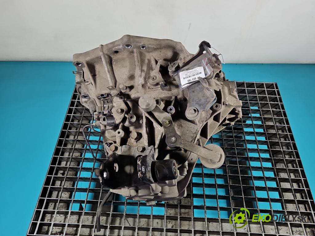Toyota Yaris III 2011-2020 1.3 vvti 99 HP manual 73 kW 1329 cm3 5- prevodovka stupeň,rýchlosť manual 31115-0D090