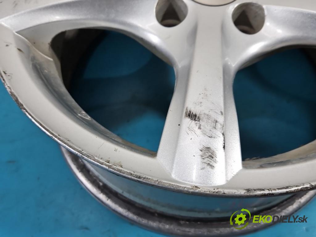 Toyota Yaris III 2011-2020 1.3 vvti 99 hp manual 73 kW 1329 cm3 5- Felga hliník 15" komplet