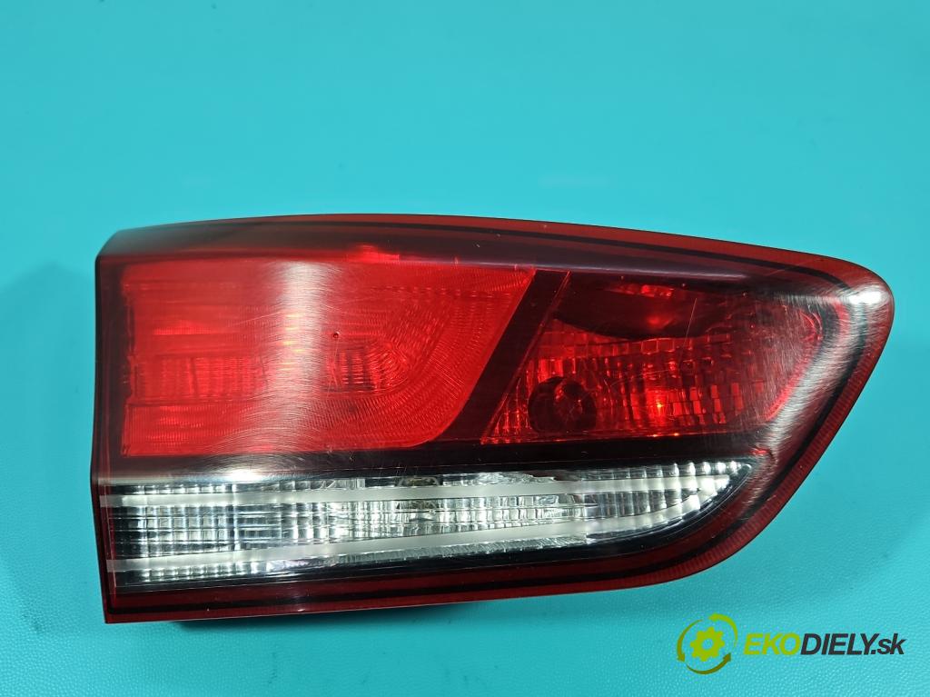 Hyundai I30 III 2016- 1.6 crdi 110 HP manual 81 kW 1582 cm3 5- svetlo / reflektor zadné ľavé kufrové dvere 92403-G4