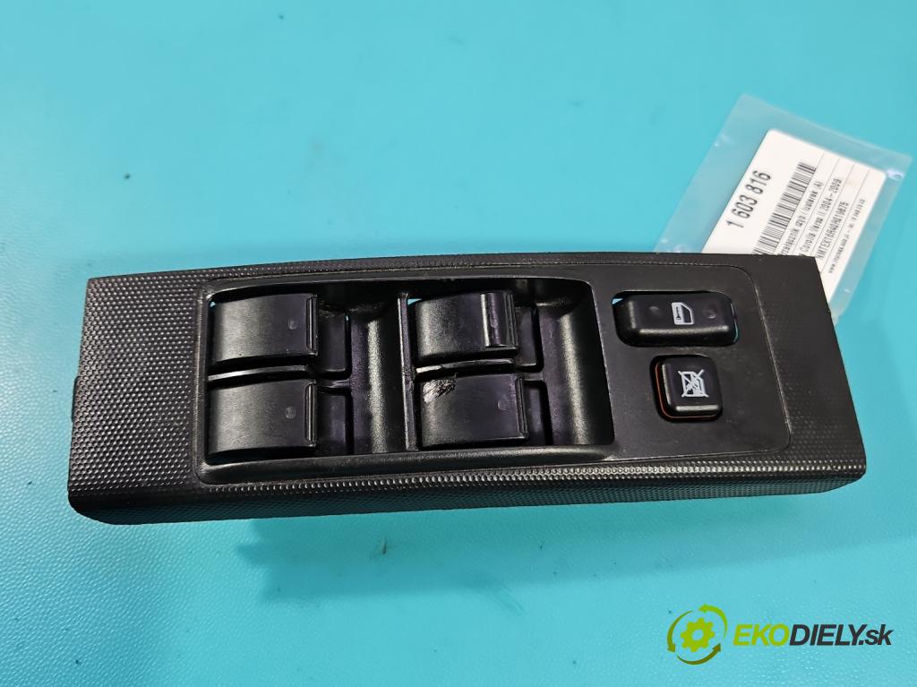 Toyota Corolla Verso II 2004-2009 2.0 D4D 116 HP manual 85 kW 1995 cm3 5- prepínač okien spätných zrkadiel
