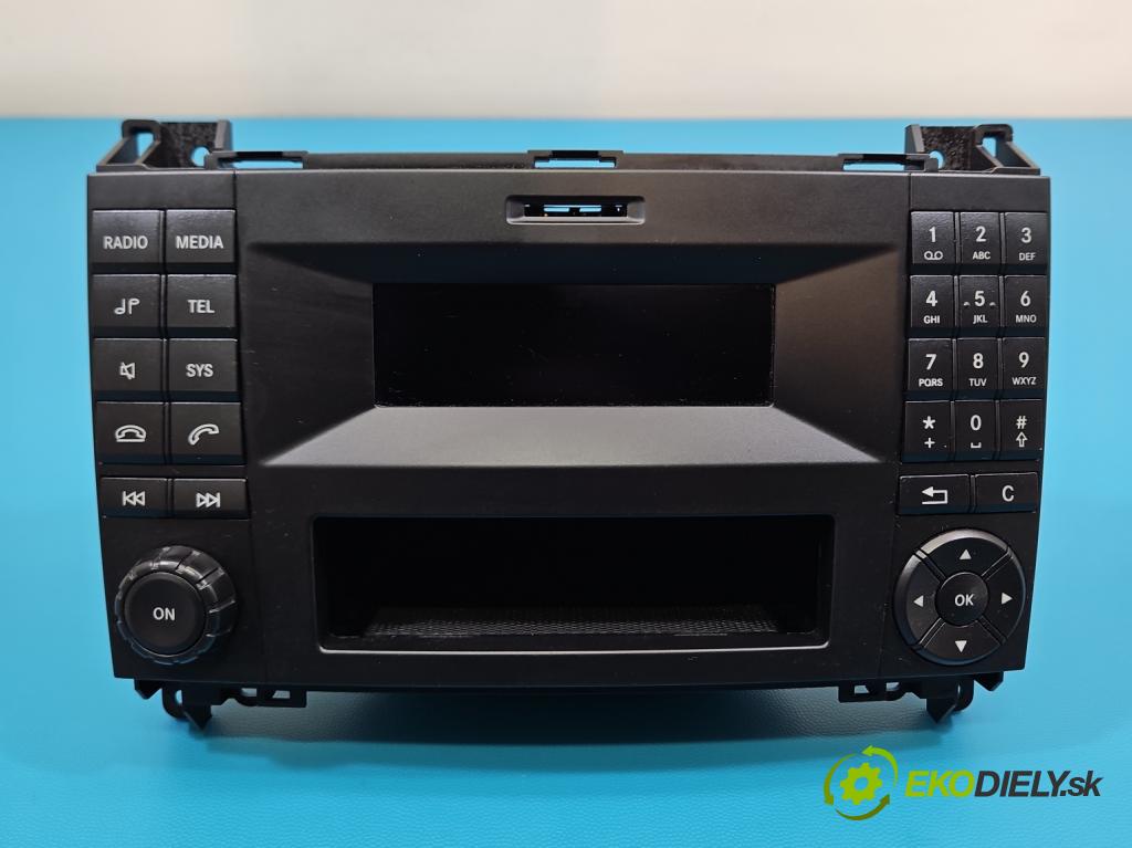 Mercedes Vito W447 2014- 1.6 cdi 114 HP manual 84 kW 1598 cm3 5- Radio originál A4479002305