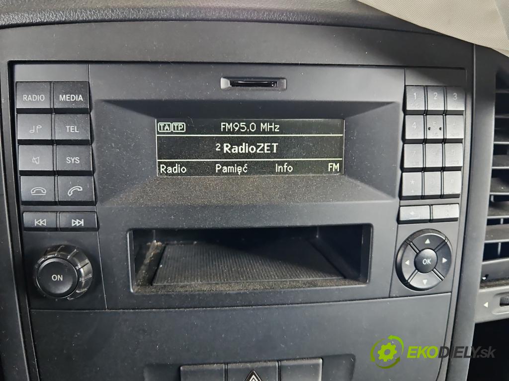 Mercedes Vito W447 2014- 1.6 cdi 114 hp manual 84 kW 1598 cm3 5- Radio továrna: A4479002305