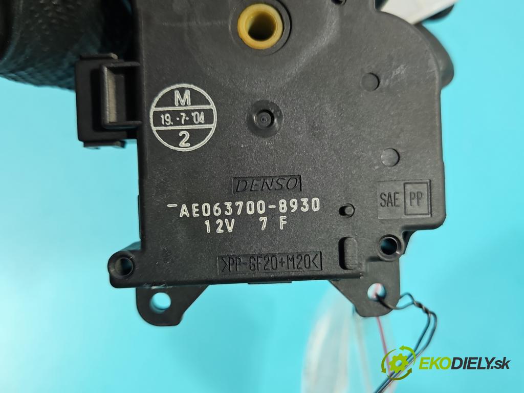 Toyota Corolla Verso II 2004-2009 2.0 D4D 116 hp manual 85 kW 1995 cm3 5- motorek topení AE063700-8930