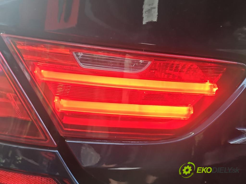 Bmw 6 F06 Gran Coupe 2011-2019 3.0 24V 320KM automatic 235 kW 2979 cm3 4- svetlo / reflektor zadné ľavé kufrové dvere 7210579