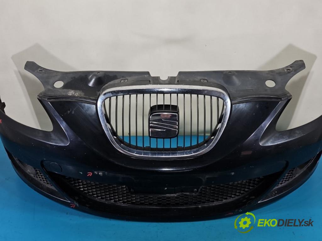 Seat Leon II 2005-2012 1.9 tdi 105 hp manual 77 kW 1896 cm3 5- nárazník přední 1P0807231 (Klika dveří ostatní)
