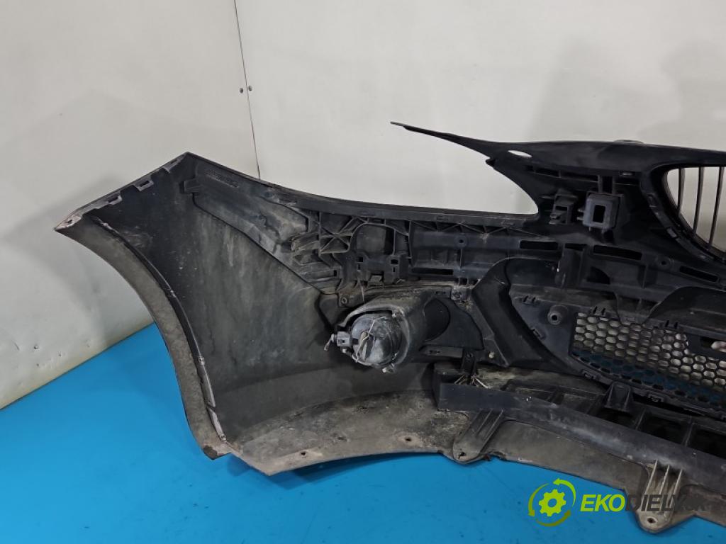 Seat Leon II 2005-2012 1.9 tdi 105 hp manual 77 kW 1896 cm3 5- nárazník přední 1P0807231 (Klika dveří ostatní)