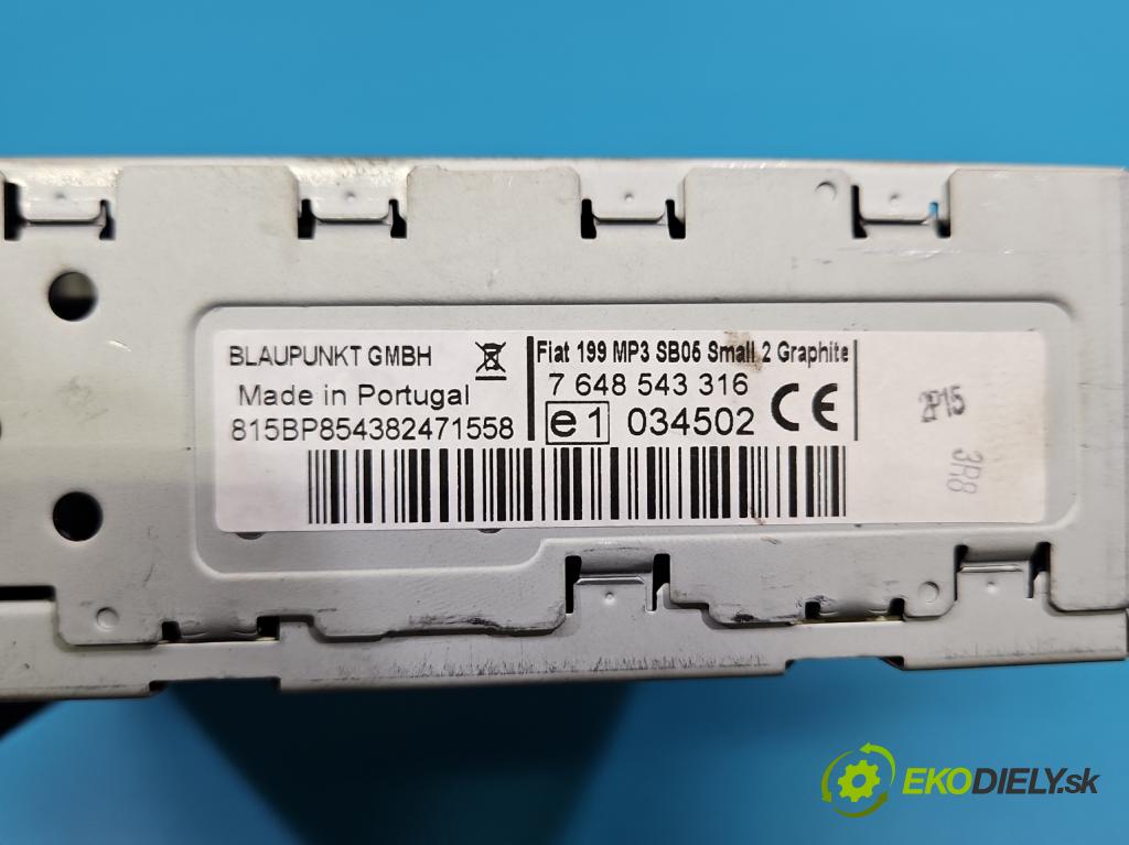 Fiat Punto Grande 1.4 T 120 HP manual 88 kW 1368 cm3 5- Radio originál 7648543316