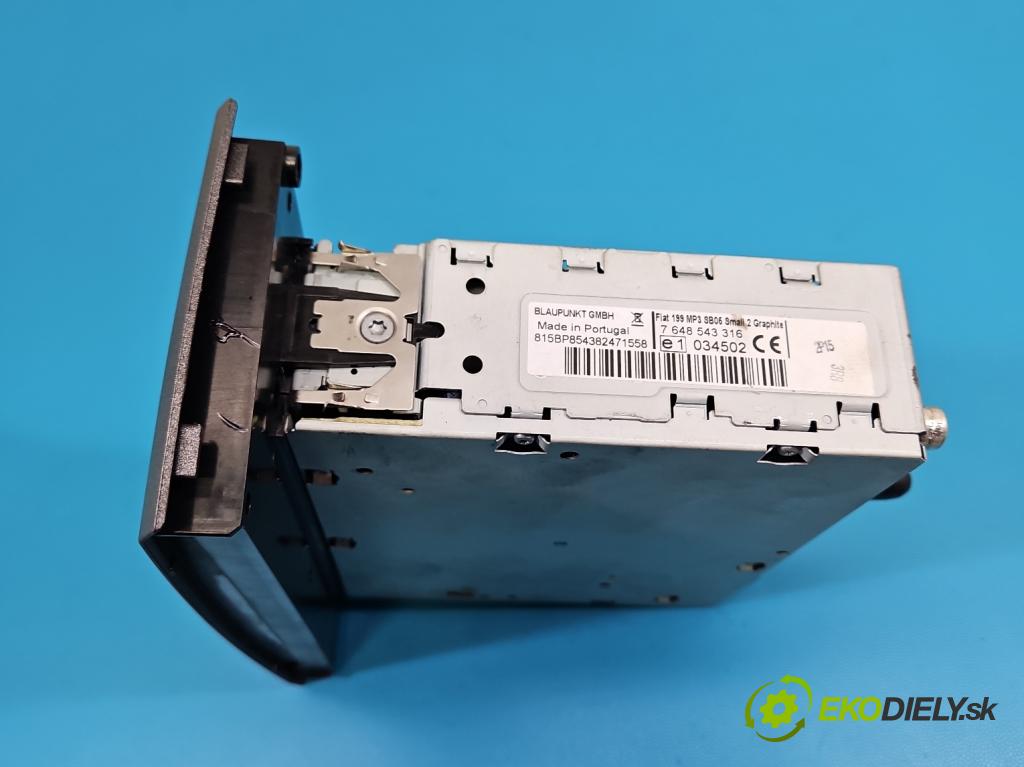 Fiat Punto Grande 1.4 T 120 HP manual 88 kW 1368 cm3 5- Radio originál 7648543316