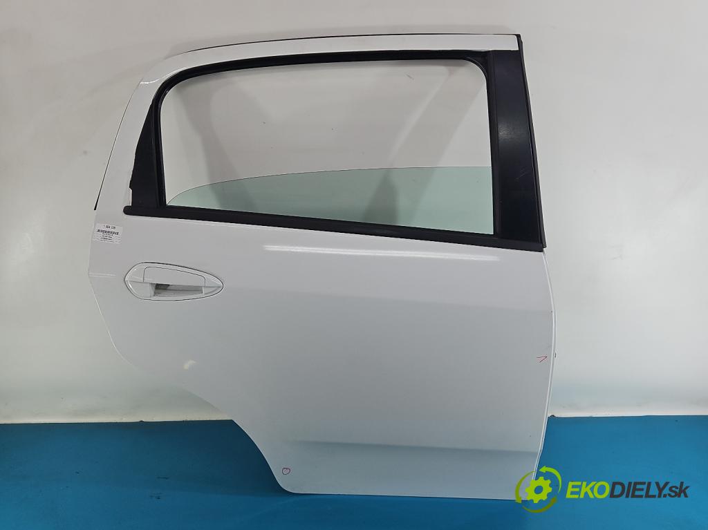 Fiat Punto Grande 1.4 T 120 hp manual 88 kW 1368 cm3 5- dveře zadní pravé  (Klika dveří ostatní)