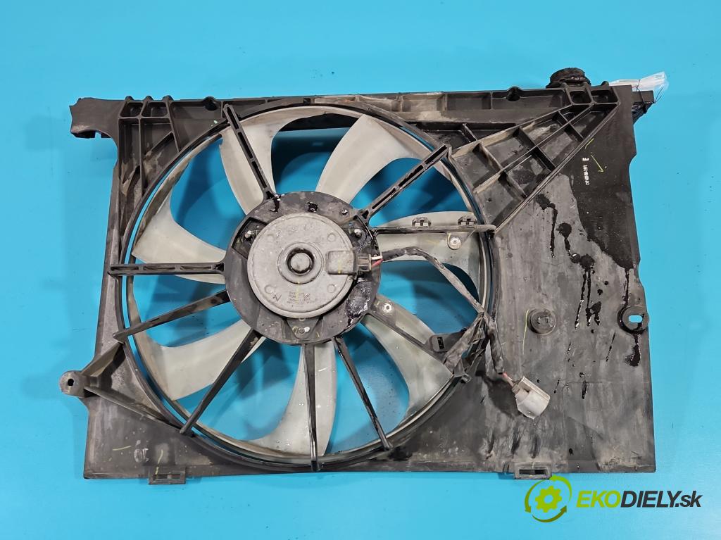 Toyota Auris I 2006-2013 1.4 D4D 90 HP automatic 66 kW 1364 cm3 3- Ventilátor chladiča