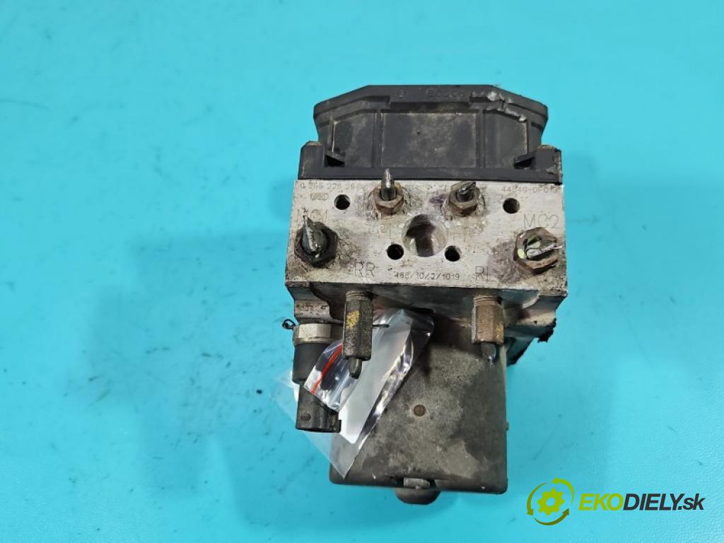 Toyota Corolla Verso II 2004-2009 2.0 D4D 116 HP manual 85 kW 1995 cm3 5- čerpadlo abs 89541-0F010 (Pumpa ABS)