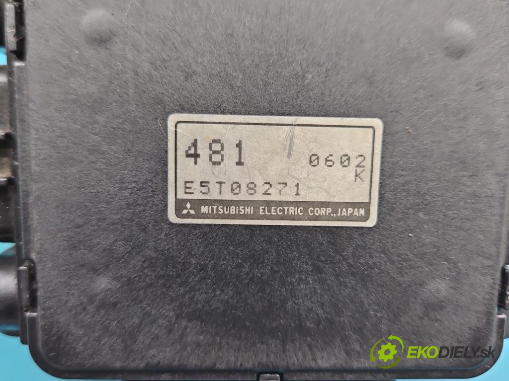 Mitsubishi Space star 1.8 GDI 122 HP manual 90 kW 1834 cm3 5- průtokoměr: E5T08271 (Váha vzduchu)