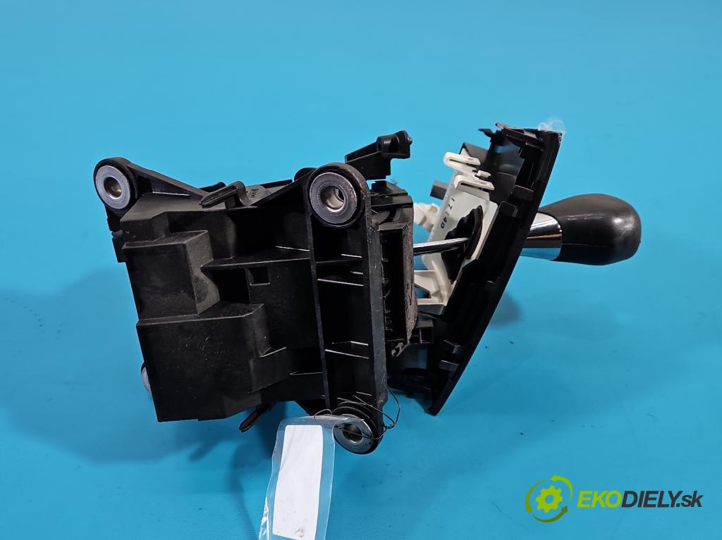 Toyota Auris I 2006-2013 1.4 D4D 90 HP automatic 66 kW 1364 cm3 3- Páka: Změny: stupeň,rýchlosť 89451-52020 (Rýchlostná páka (kulisa))