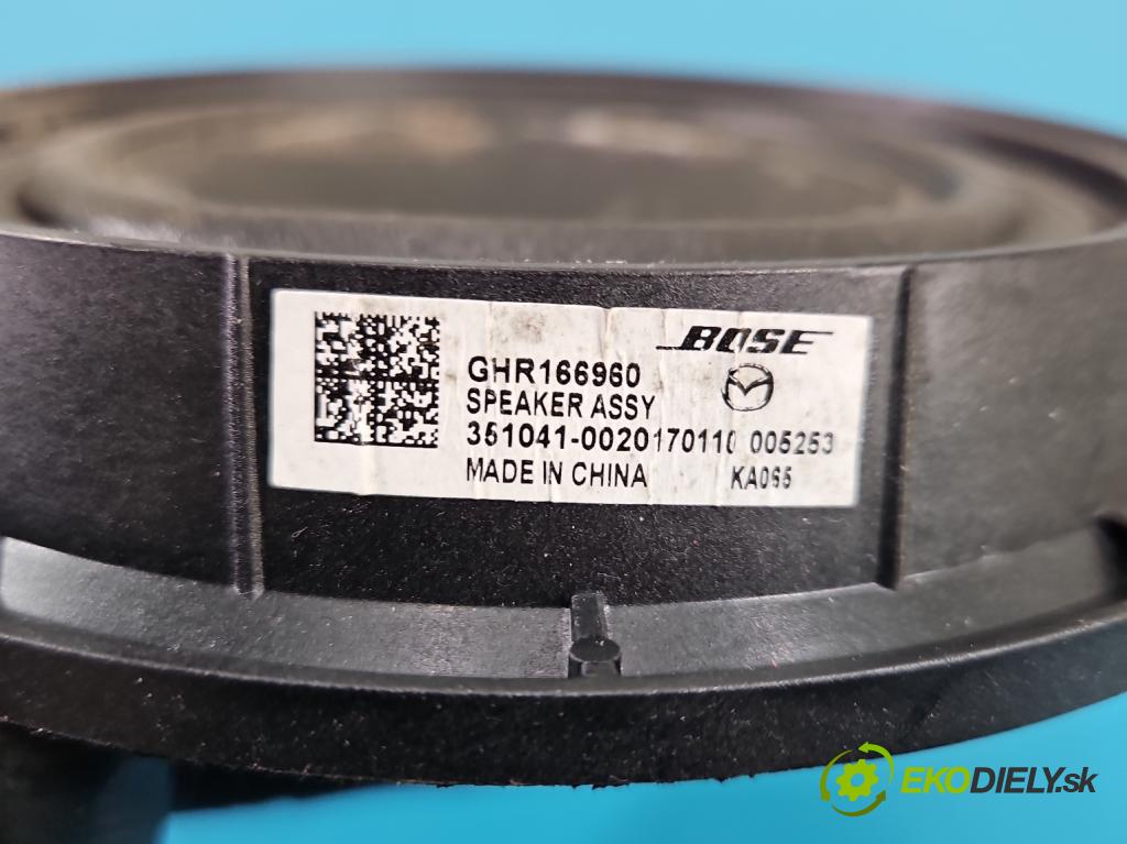 Mazda CX-3 2014-2021 1.5 105 HP manual 77 kW 1499 cm3 5- reproduktory komplet