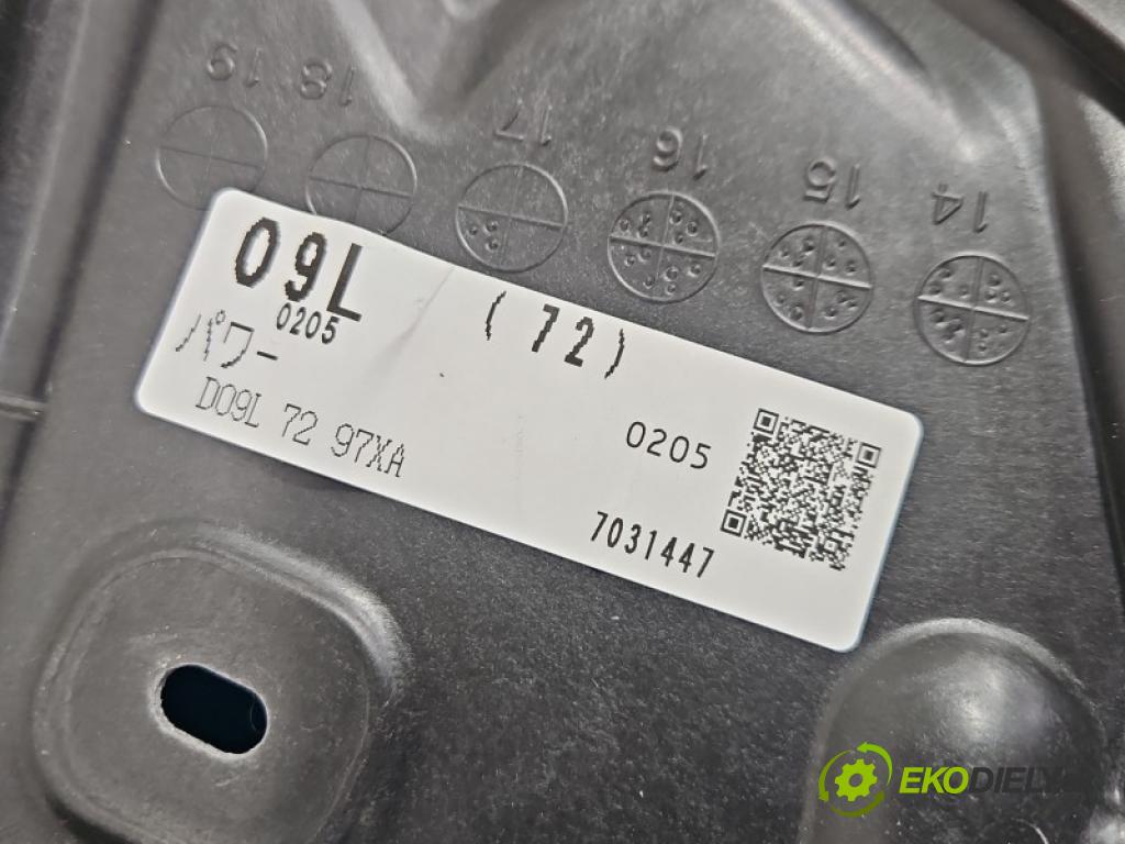 Mazda CX-3 2014-2021 1.5 105 hp manual 77 kW 1499 cm3 5- mechanismus stahování zadní pravý D09L7297X