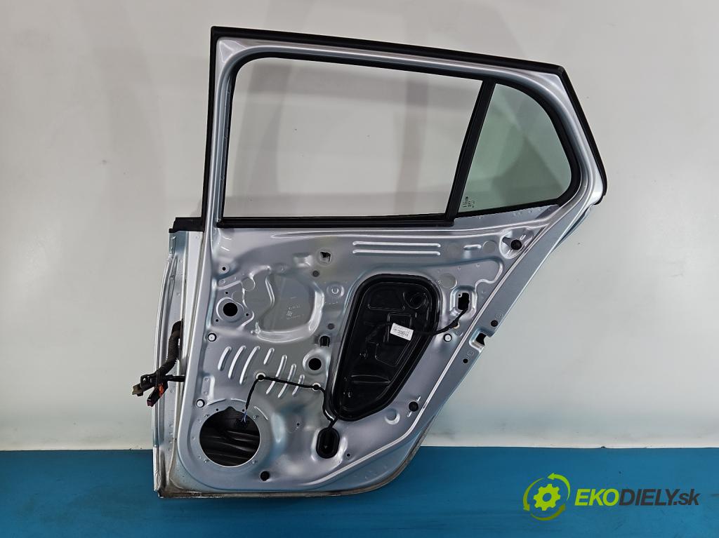 Skoda Fabia IV 2021- 1.0 TSI 116 hp manual 85 kW 999 cm3 5- dveře zadní pravé  (Klika dveří ostatní)