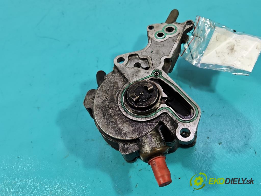 Audi A4 B5 1994-2001 1.9 tdi 116 hp manual 85 kW 1896 cm3 4- čerpadlo vákuum 038145209A