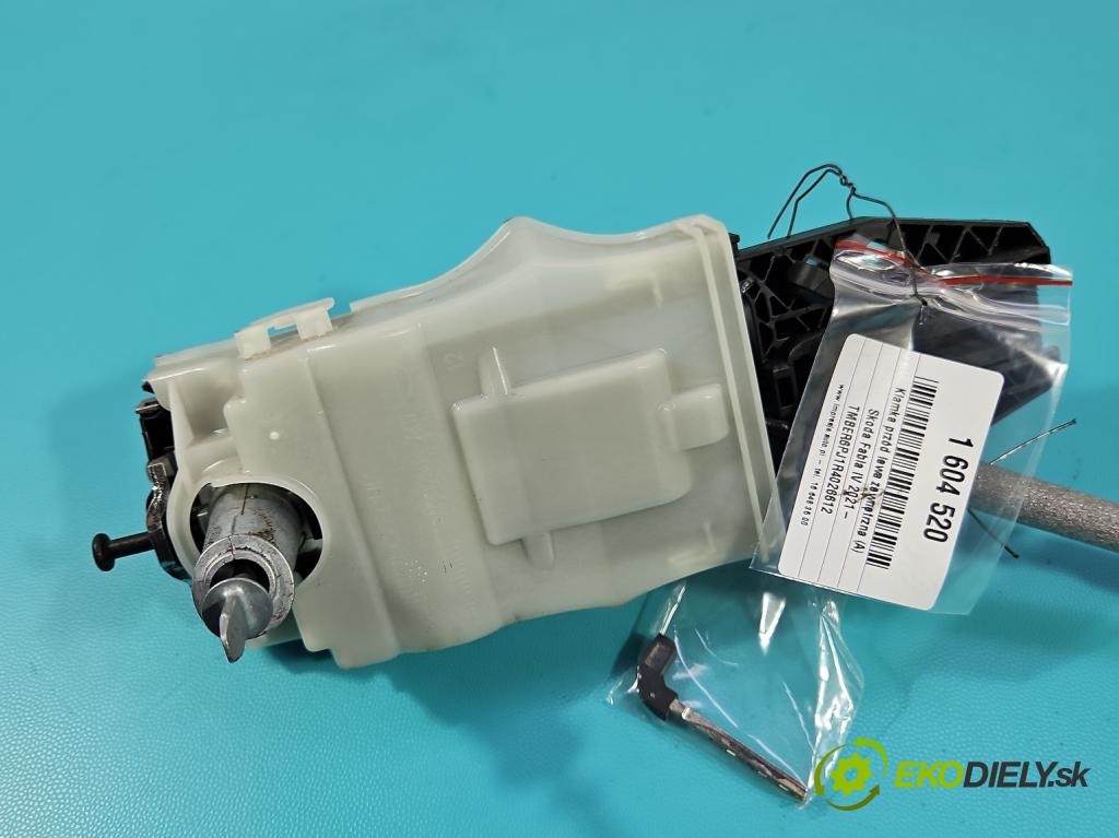 Skoda Fabia IV 2021- 1.0 TSI 116 HP manual 85 kW 999 cm3 5- rukoväť predné ľavé mimo: 5N0837885H (Kľučka dverí vonkajšia predná ľavá)