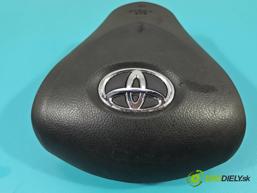 Toyota Auris I 2006-2013 1.4 D4D 90 HP automatic 66 kW 1364 cm3 3- volant 45130-02290-B0 (Volant)