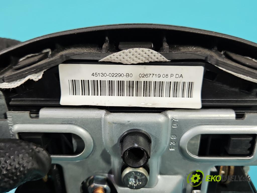 Toyota Auris I 2006-2013 1.4 D4D 90 HP automatic 66 kW 1364 cm3 3- volant 45130-02290-B0 (Volant)