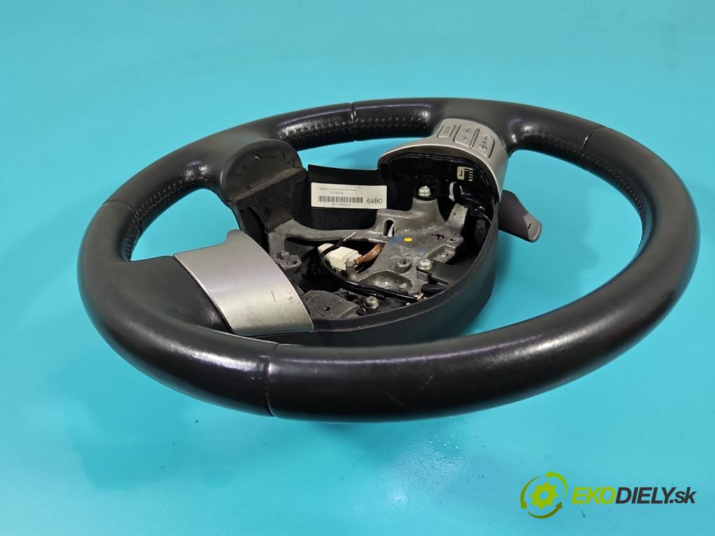 Toyota Auris I 2006-2013 1.4 D4D 90 HP automatic 66 kW 1364 cm3 3- volant 45130-02290-B0 (Volant)