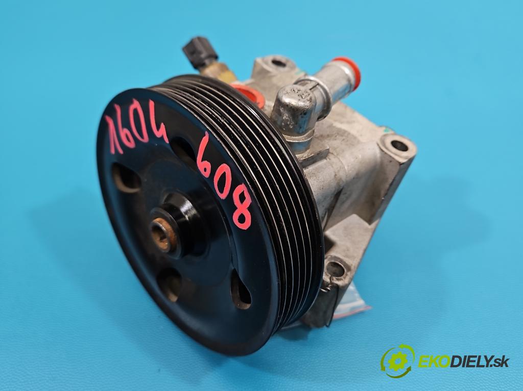 Ford Focus Mk2 2004-2011 1.6 16V 101 hp manual 74 kW 1596 cm3 5- čerpadlo posilovač  (Servočerpadlo)