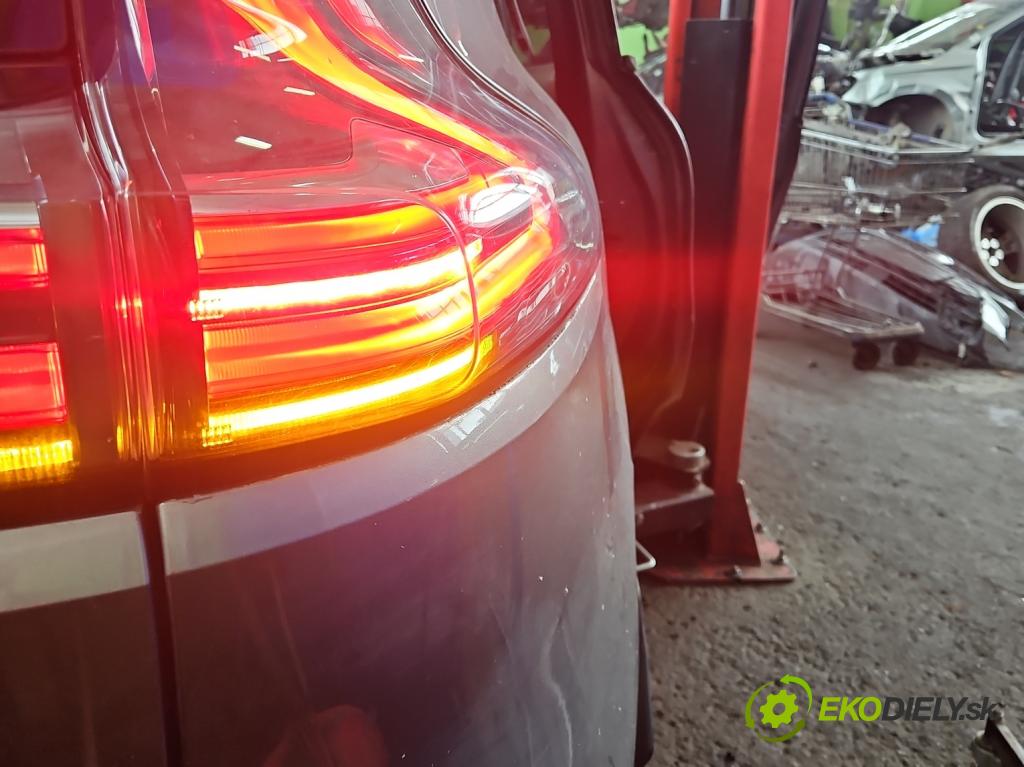 Renault Espace V 2014-2023 1.6 dci 160 hp automatic 118 kW 1598 cm3 5- světlo zadní pravé blatník: 265501303R