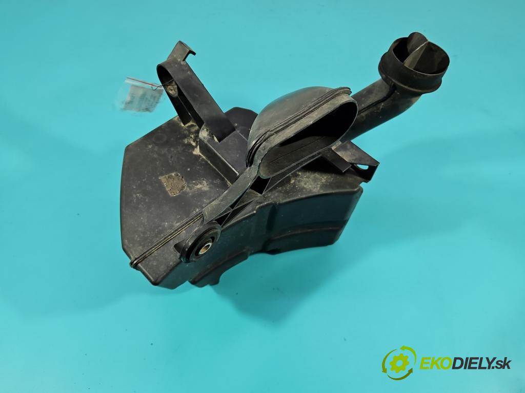 Ford Focus Mk2 2004-2011 1.6 16V 101 hp manual 74 kW 1596 cm3 5- Rezonátor: 4M51-9F763-BB
