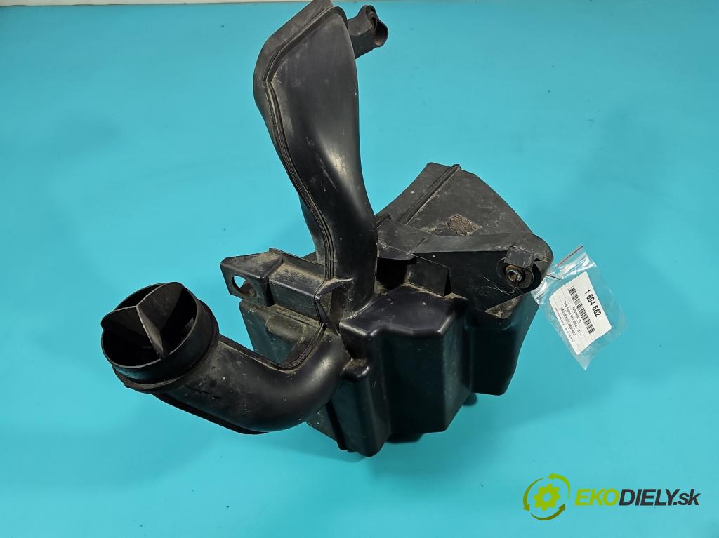 Ford Focus Mk2 2004-2011 1.6 16V 101 hp manual 74 kW 1596 cm3 5- Rezonátor: 4M51-9F763-BB