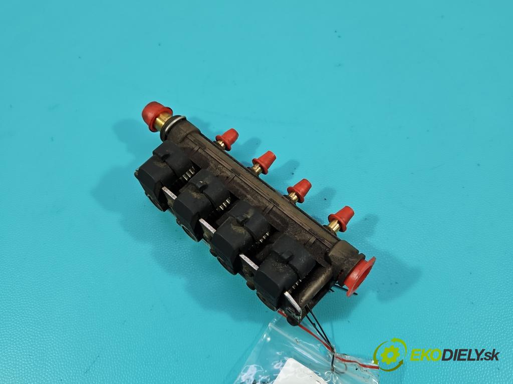 Ford Focus Mk2 2004-2011 1.6 16V 101 HP manual 74 kW 1596 cm3 5- vstrek LPG AC-W02
