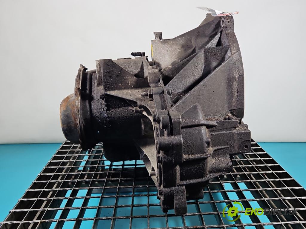 Ford Focus Mk2 2004-2011 1.6 16V 101 HP manual 74 kW 1596 cm3 5- prevodovka stupeň,rýchlosť manual 3M5R 7002 ND