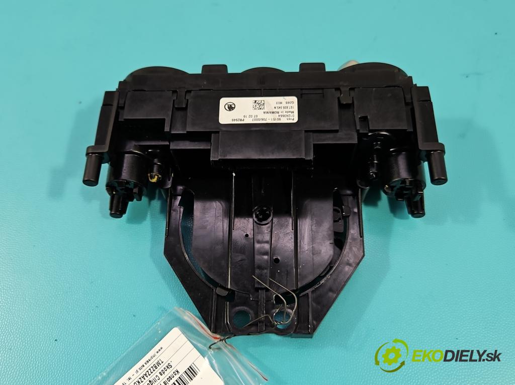 Skoda Citigo 2011-2019 1.0 MPI 75 HP manual 55 kW 999 cm3 5- panel kúrenia 1ST820045N