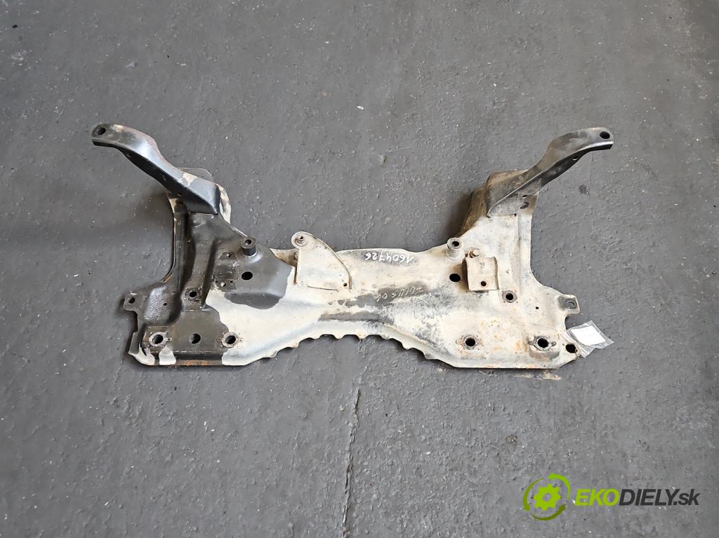 Ford Focus Mk1 1998-2004 1.8 tddi 75 hp manual 55 kW 1753 cm3 5- výztuha motoru 